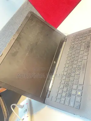 Laptop HP 15 4GB Intel Celeron SSD 512GB