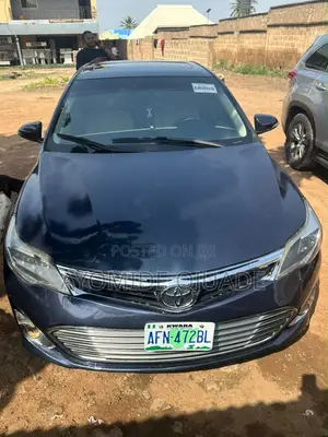 Toyota Avalon XLE 4dr Sedan (3.5L 6cyl 6A) 2015 Blue