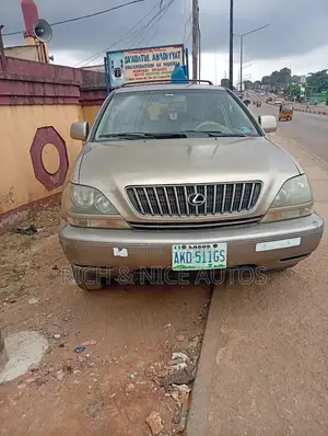 Lexus RX 2000 Gold