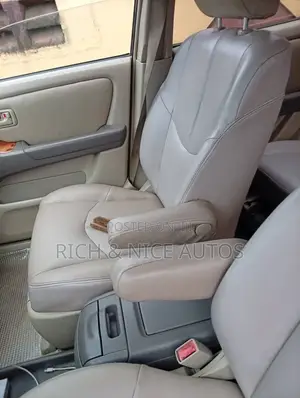 Lexus RX 2000 Gold