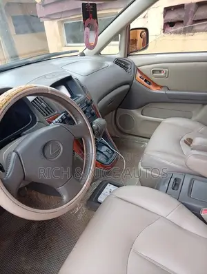 Lexus RX 2000 Gold