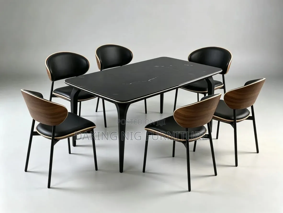 Strong DiningTable With Strong Chair