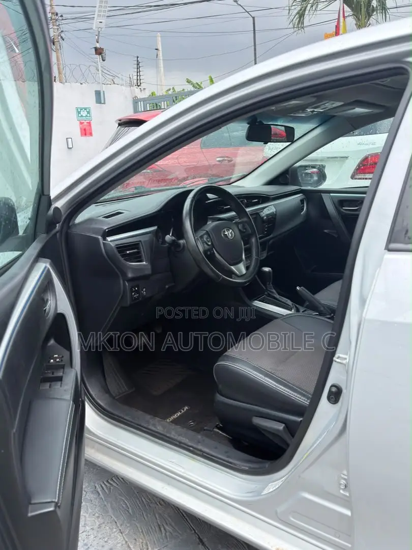Toyota Corolla 2014 Gray
