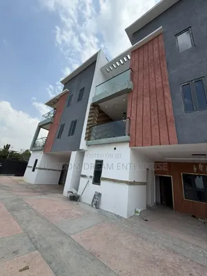 4bdrm Duplex in Life Camp Abuja for sale