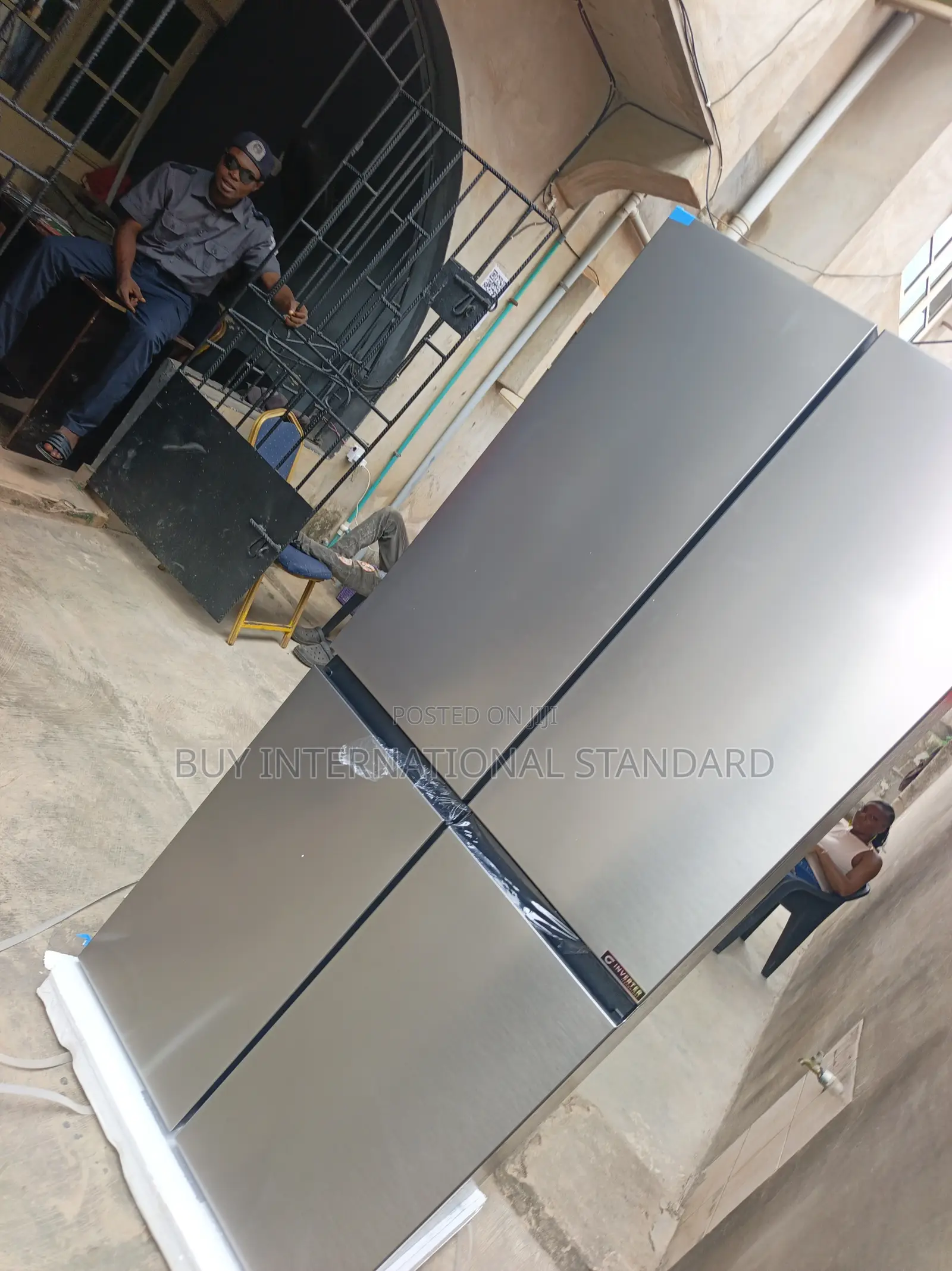 Hisense 4-Door Side-by-Side Fridge for a Modern Kitchen Interior