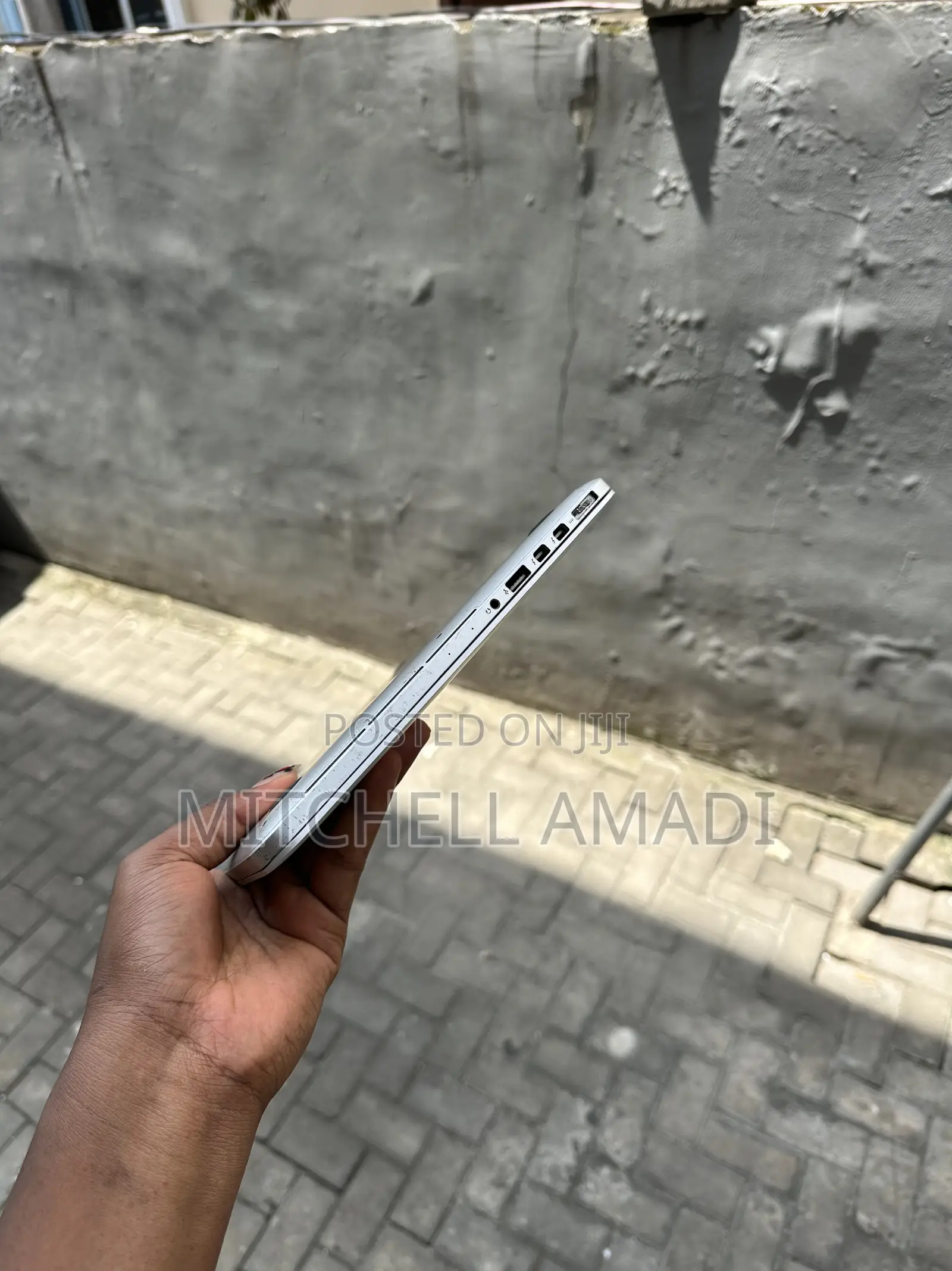 Laptop Apple MacBook Pro 2015 8GB Intel Core i5 SSD 256GB
