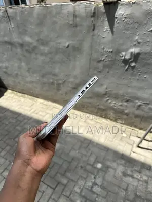Laptop Apple MacBook Pro 2015 8GB Intel Core i5 SSD 256GB