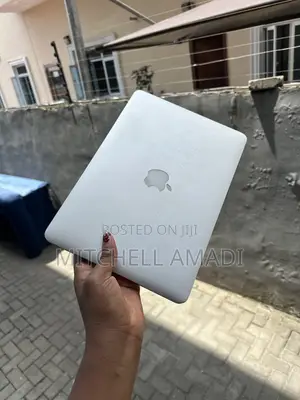 Laptop Apple MacBook Pro 2015 8GB Intel Core i5 SSD 256GB