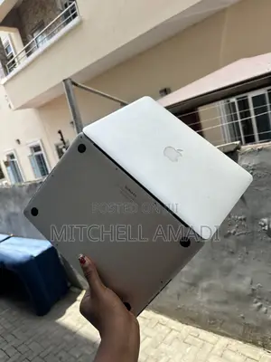 Laptop Apple MacBook Pro 2015 8GB Intel Core i5 SSD 256GB