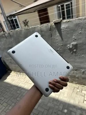 Laptop Apple MacBook Pro 2015 8GB Intel Core i5 SSD 256GB