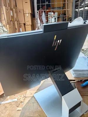 New Desktop Computer HP EliteOne 800 G3 8GB Intel Core i7 SSD 256GB