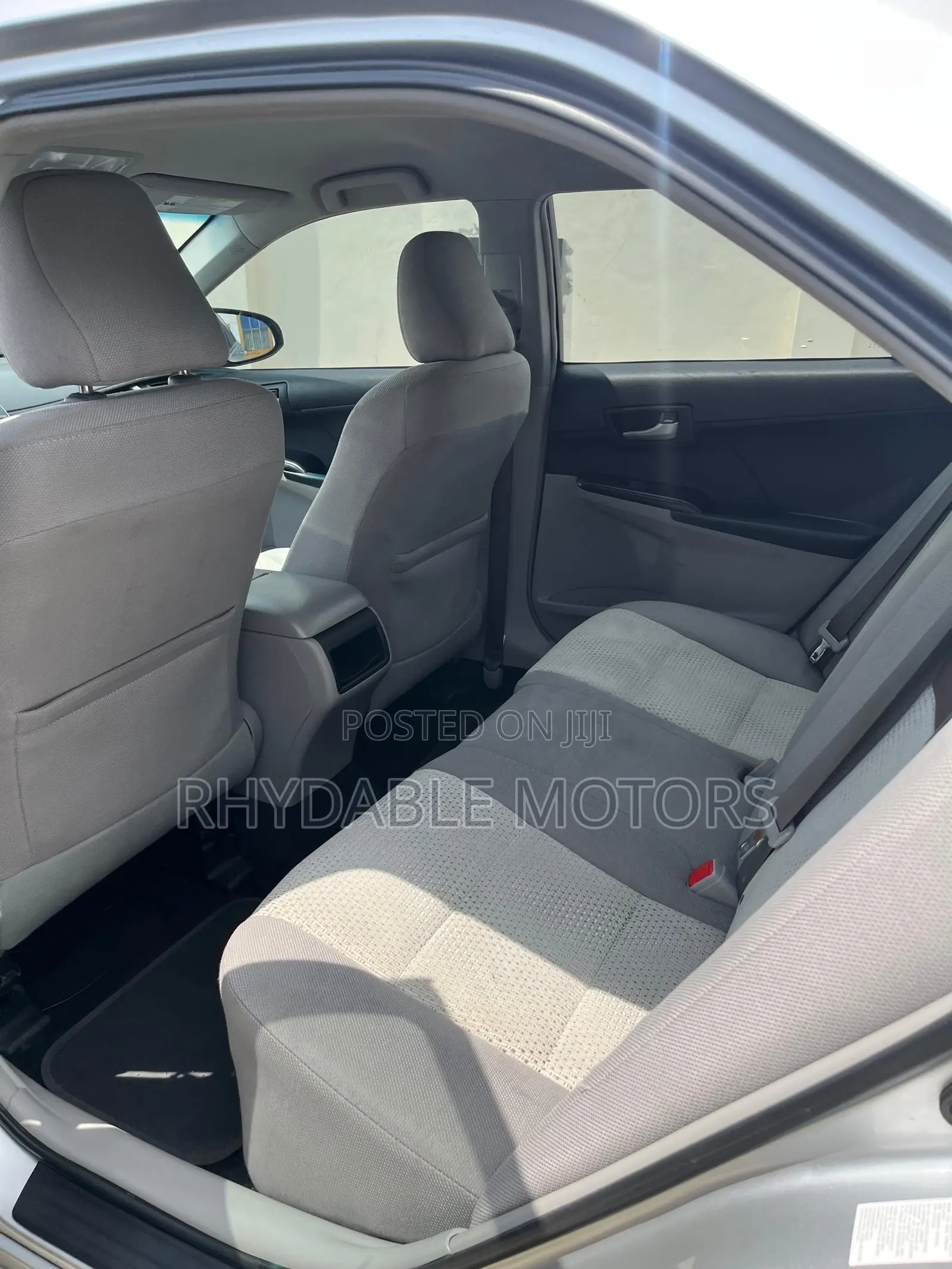 Toyota Camry 2012 Silver