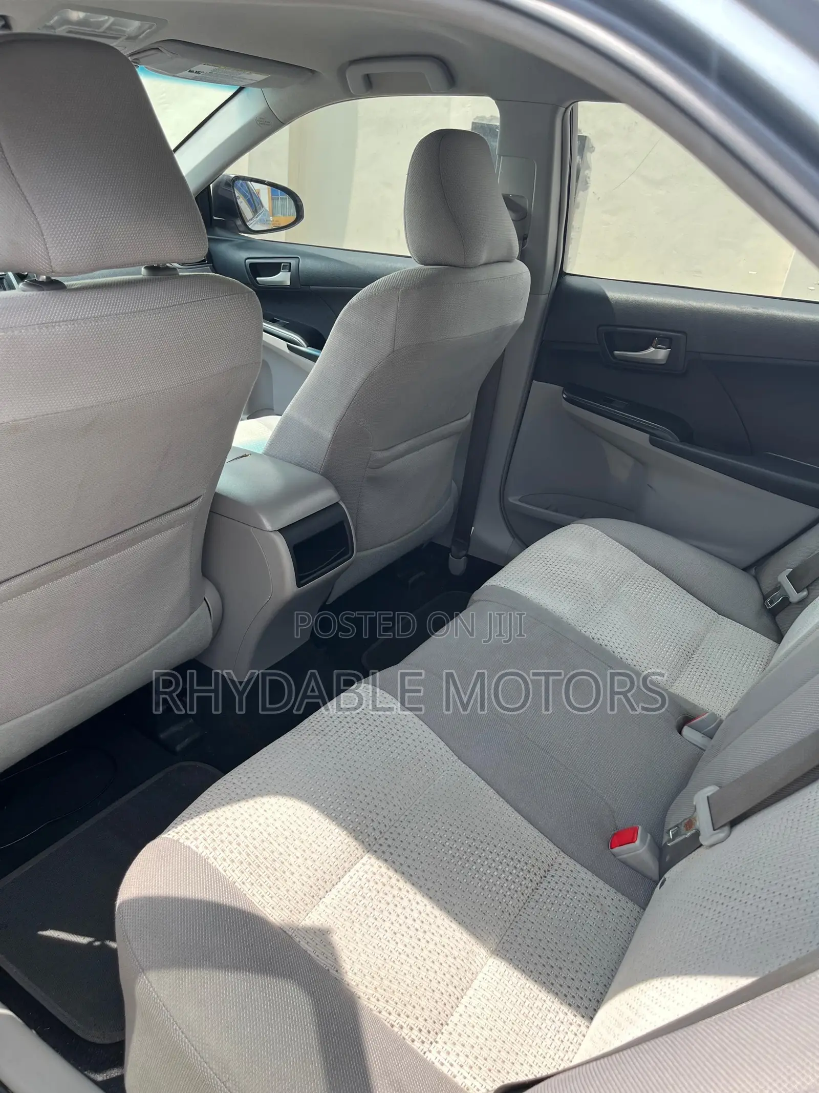 Toyota Camry 2012 Silver
