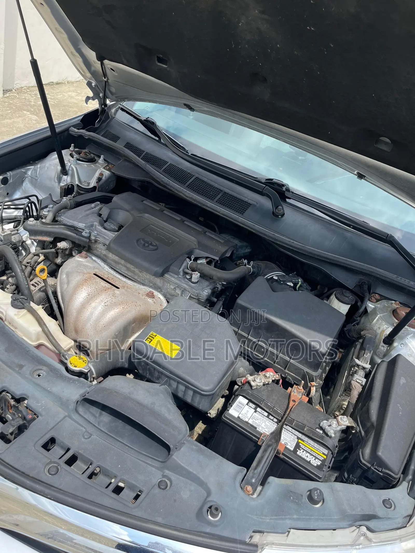 Toyota Camry 2012 Silver