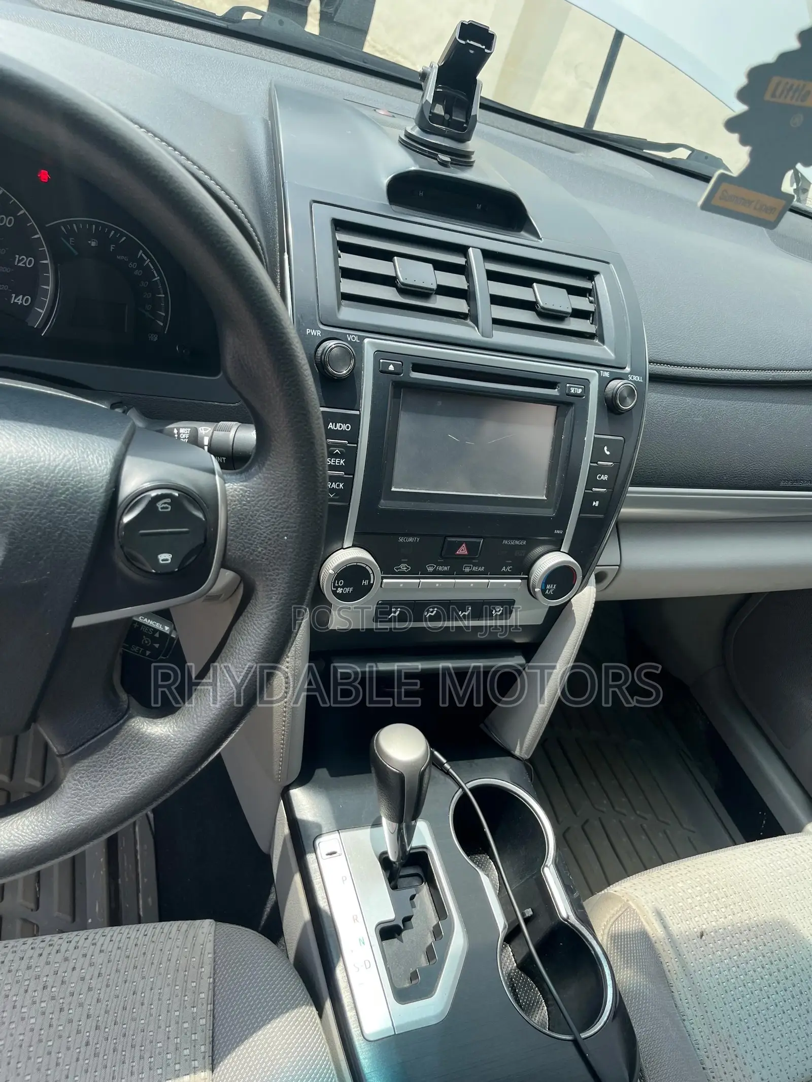 Toyota Camry 2012 Silver