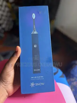 SNOW the LED Eletriciam Whitening Toothbrush