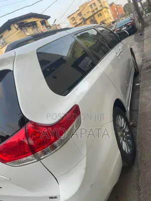 Toyota Sienna 2014 White