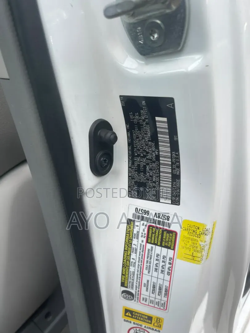 Toyota Sienna 2014 White