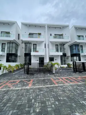 4bdrm Duplex in Orchid, Lekki Phase 2 for sale