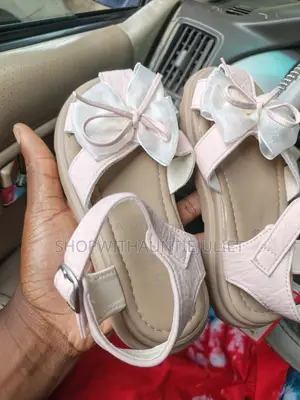 Flat Princess Bow Sandals
