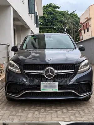 Mercedes-Benz M Class ML350 4MATIC 4dr SUV AWD (3.5L 6cyl 7A) 2015 Gray