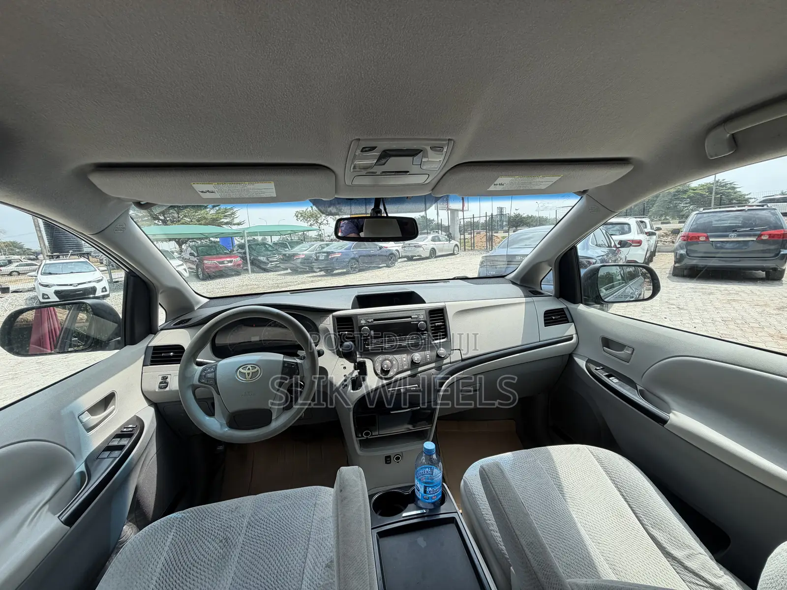 Toyota Sienna LE 7 Passenger 2011 Silver