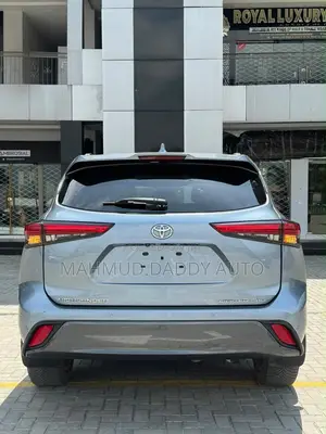 Toyota Highlander Limited 2022 White