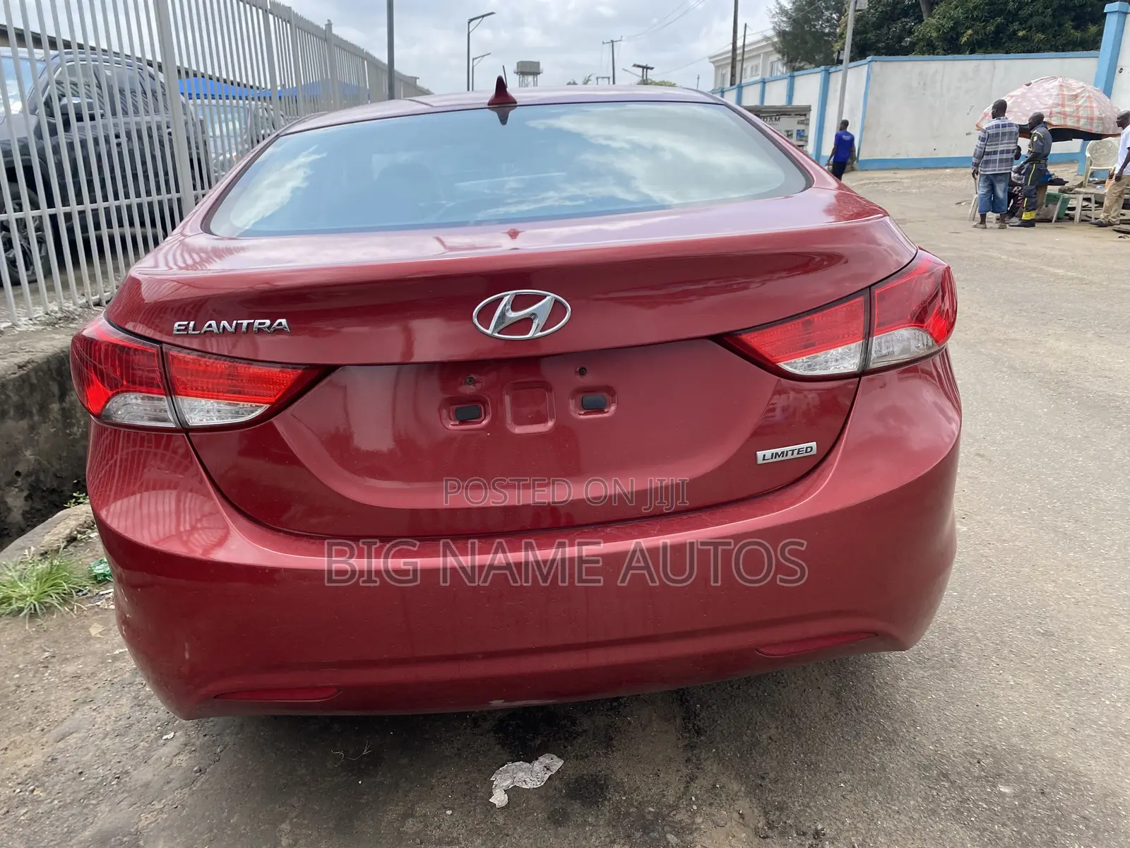 Hyundai Elantra Limited 2012 Red