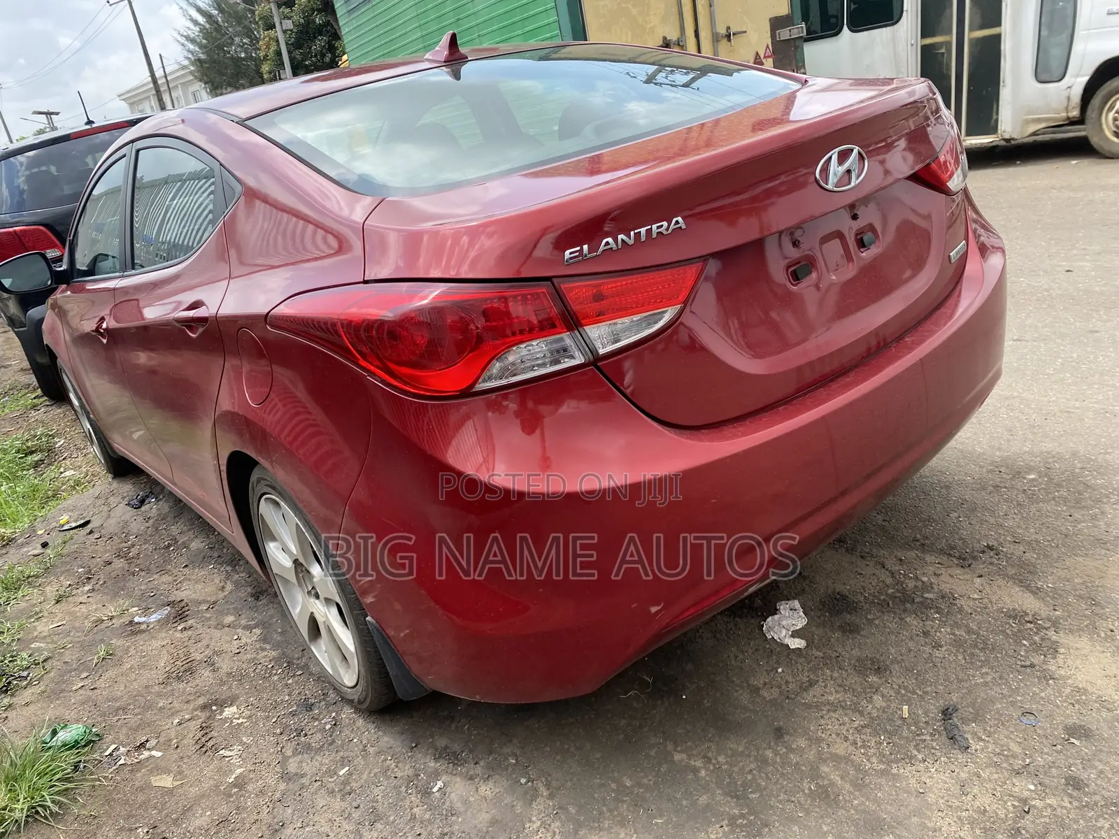 Hyundai Elantra Limited 2012 Red