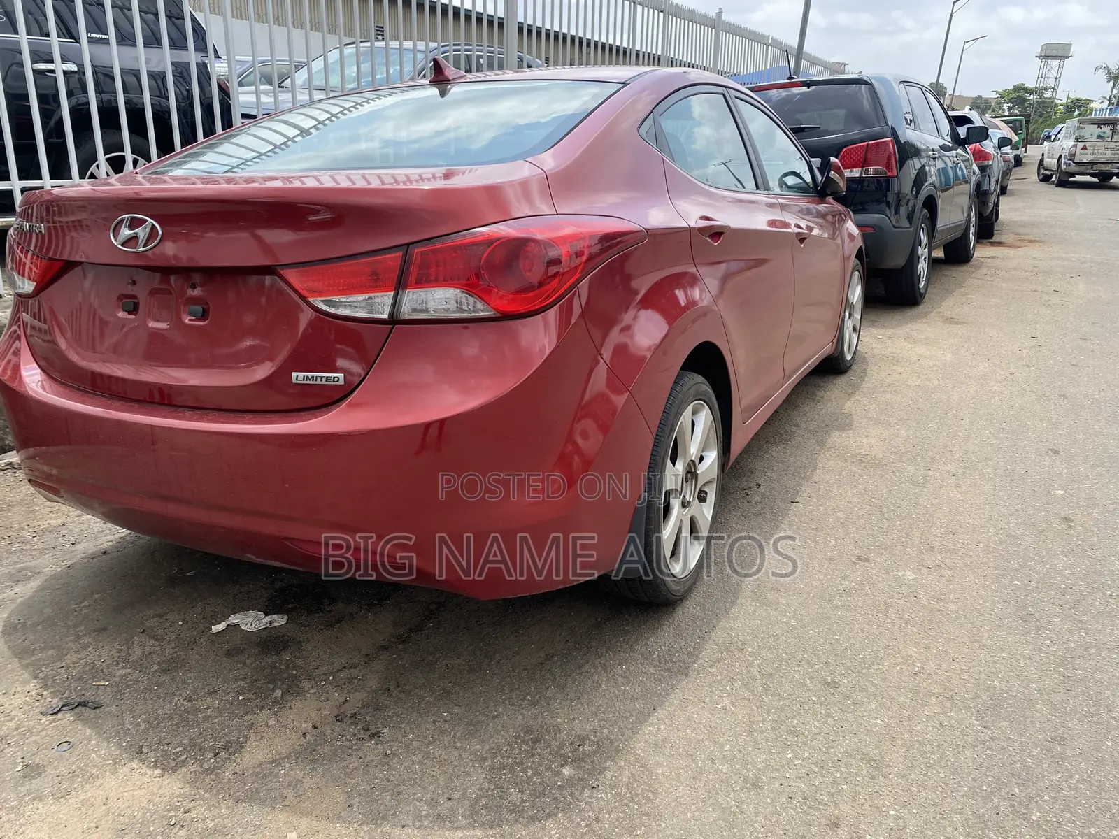 Hyundai Elantra Limited 2012 Red