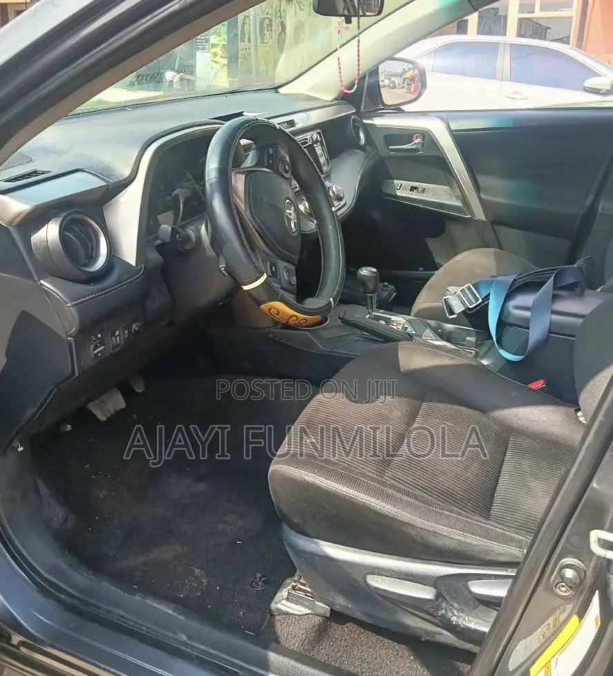 Toyota RAV4 2015 Gray