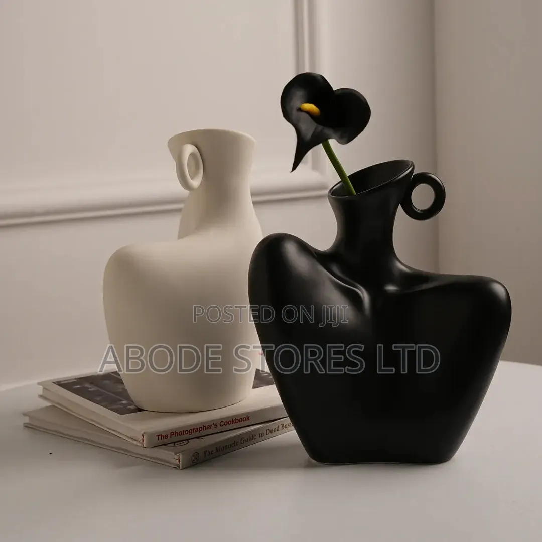Clavicle Curve Plastic Decoration Vase