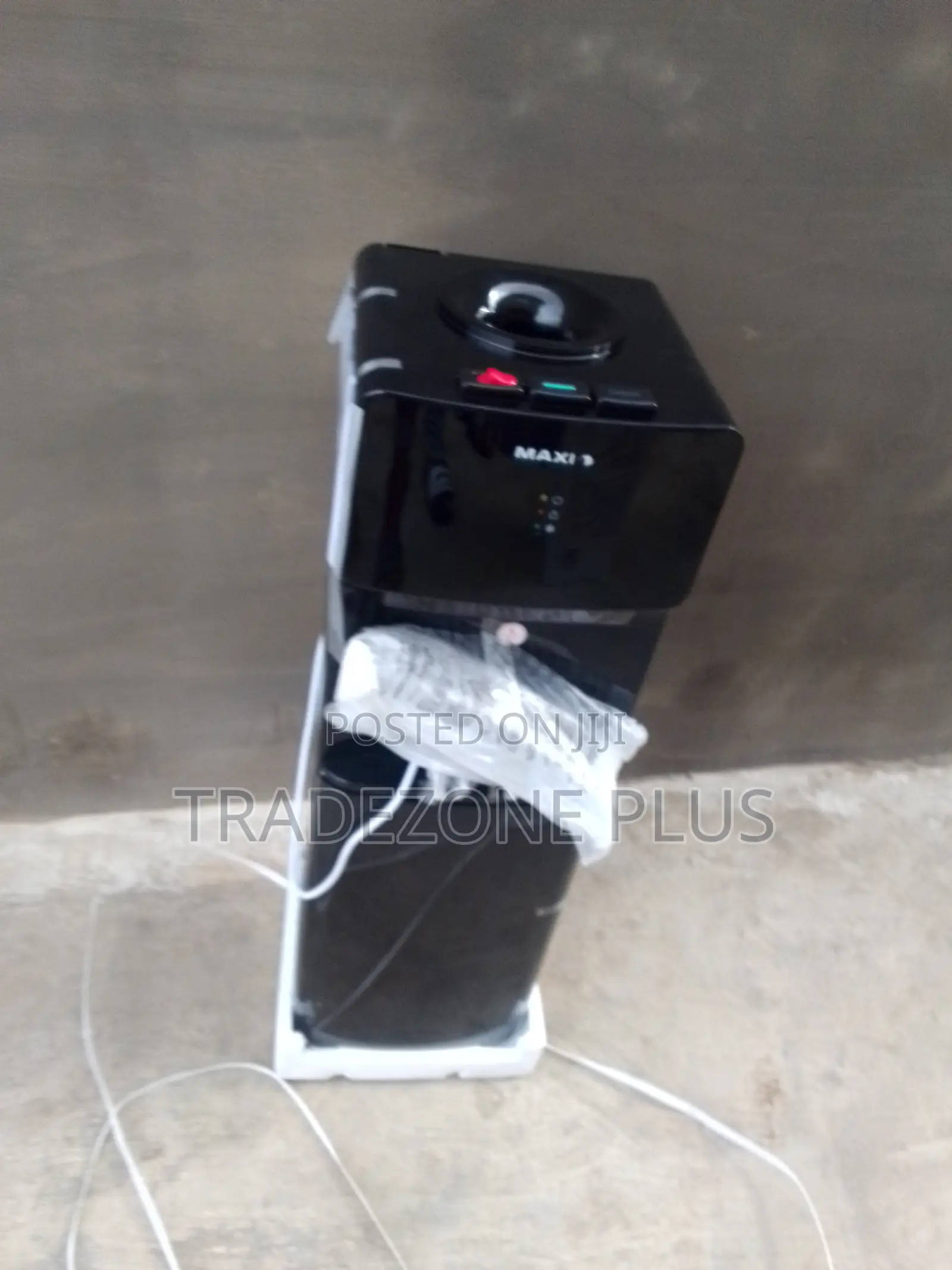 Maxi Three-Temperature Water Dispenser for Home Use