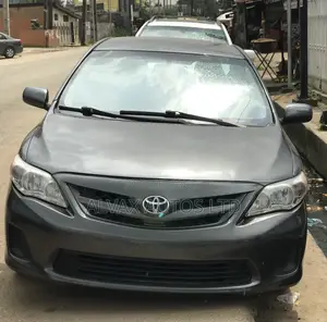 Toyota Corolla 2011 Gray