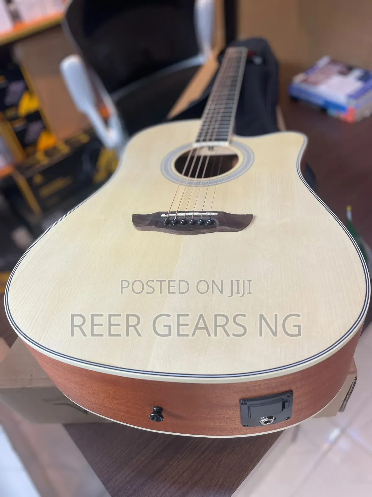 Bullfighter Electro Acoustic Guitar D-4116