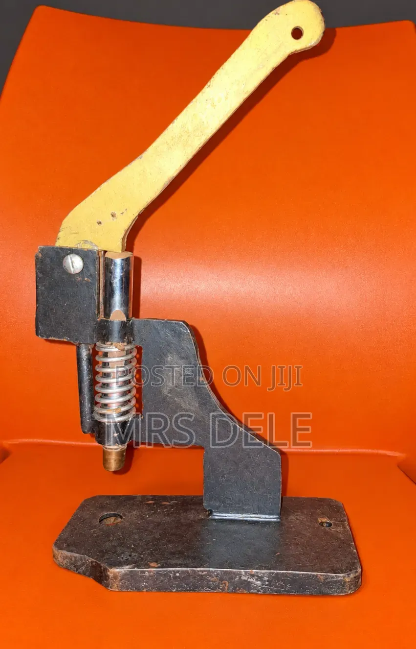 Eyelet Button Press Machine