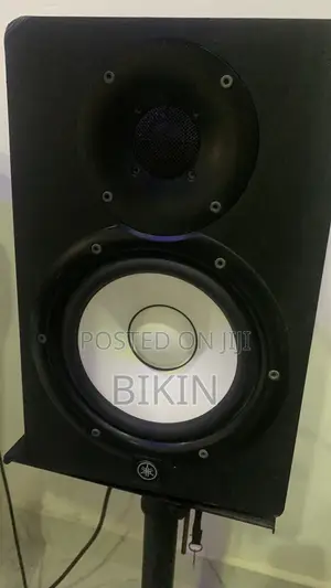 Studio Monitor Yamaha Hs7