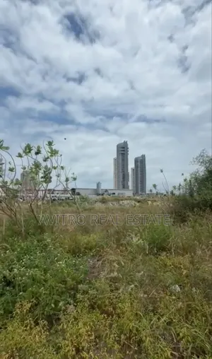 Prime Plot of Land in Prime Location
