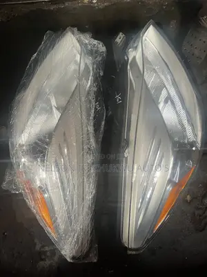 Headlight Ford Escape 2013/2014