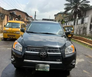 Toyota RAV4 2010 Black