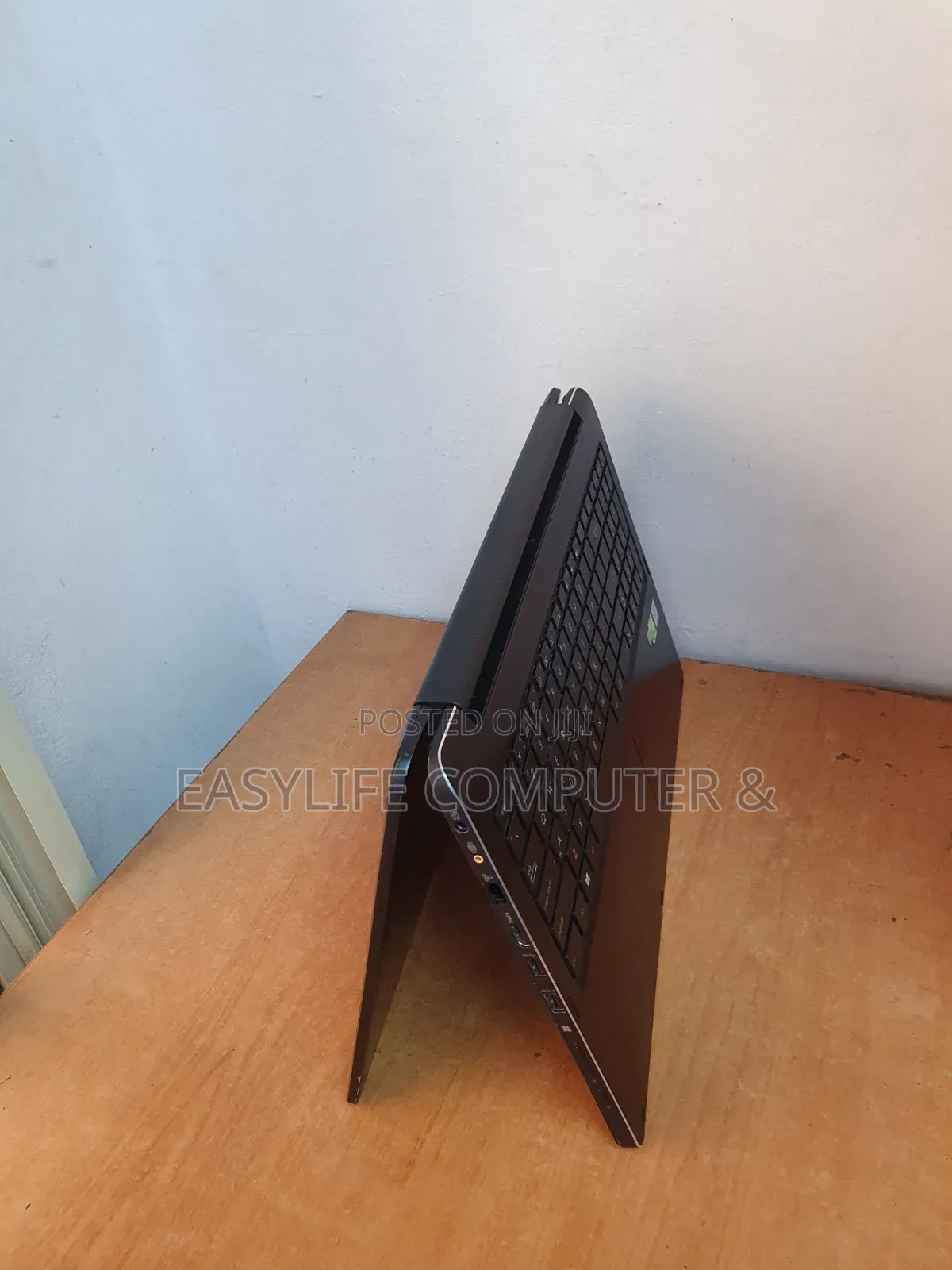Laptop Asus Q551 8GB Intel Core i7 HDD 1T