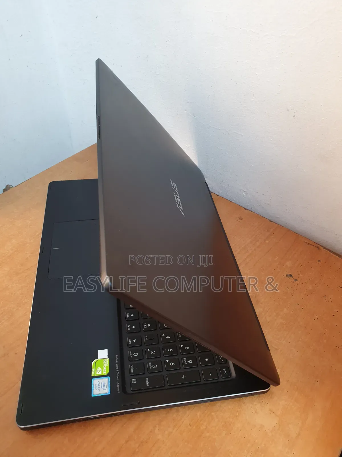 Laptop Asus Q551 8GB Intel Core i7 HDD 1T