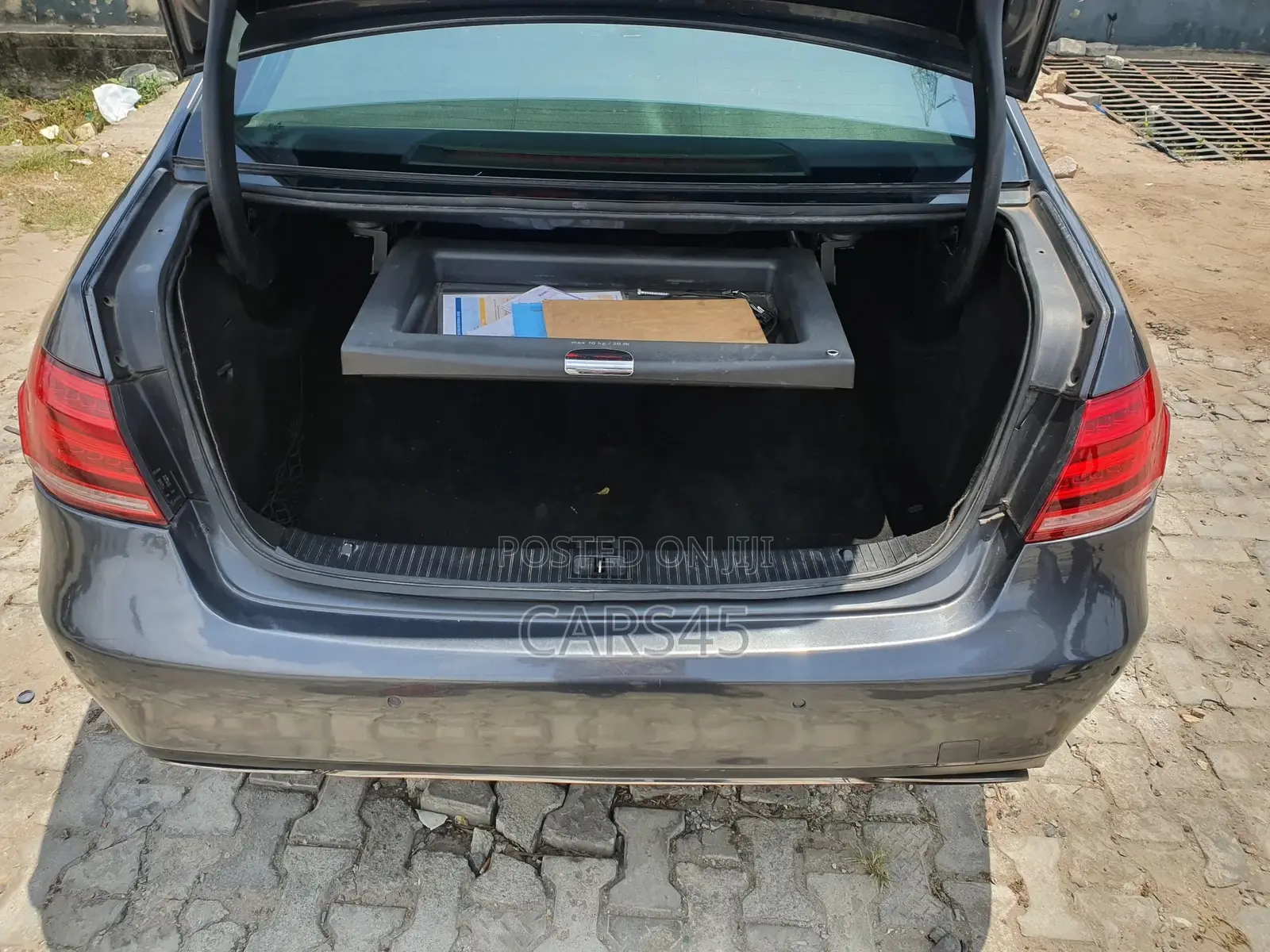 Mercedes-Benz E350 2012 Gray