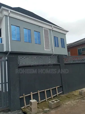 4bdrm Duplex in Secured Area, Oba Akran for sale