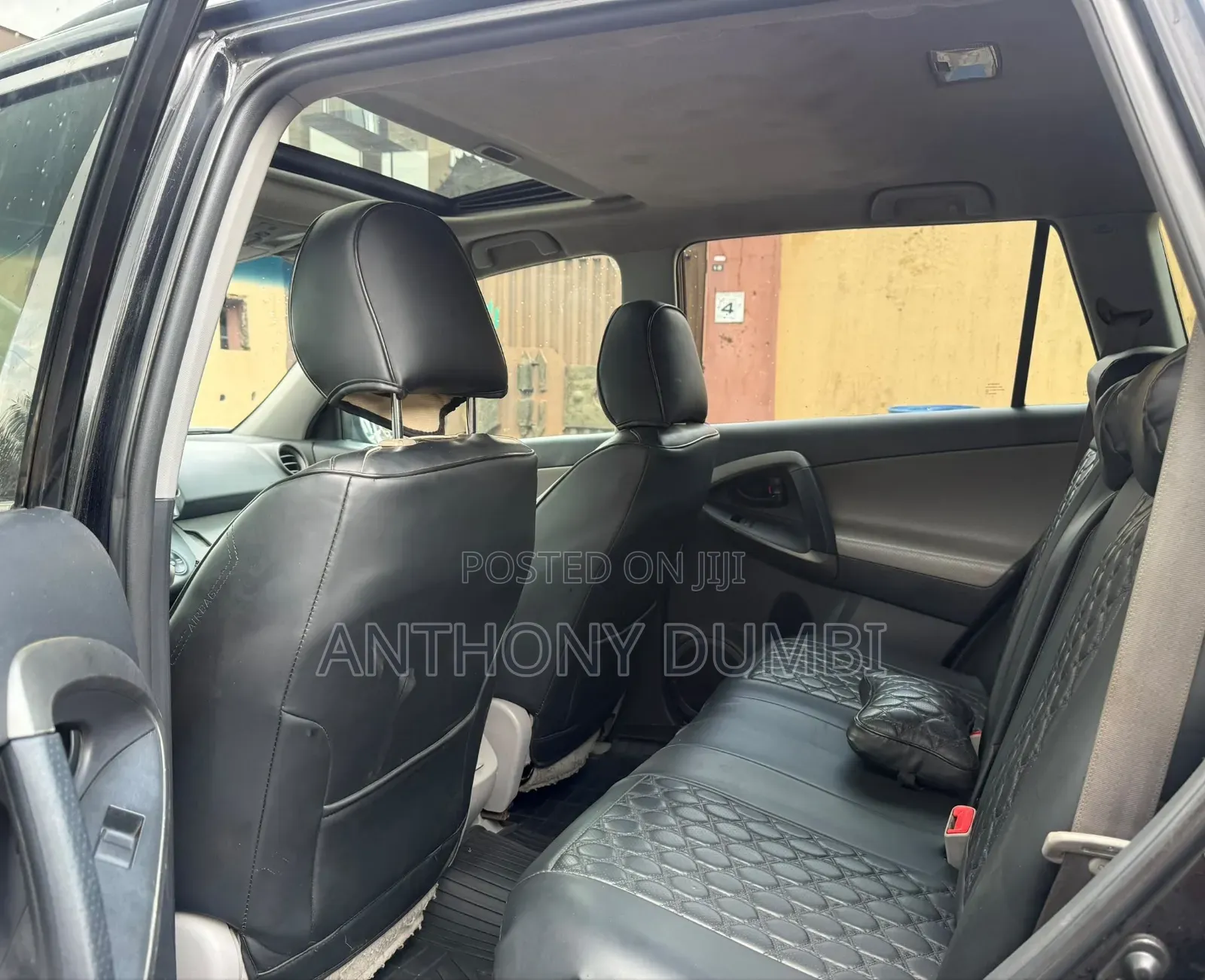 Toyota RAV4 2010 Black