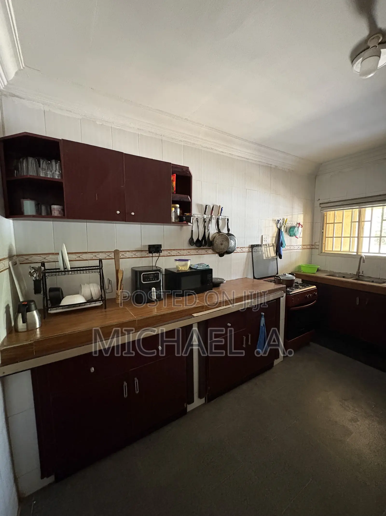 3 Bedroom Shared Apartment