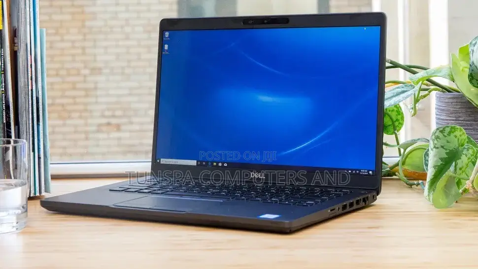 Laptop Dell Latitude 7400 8GB Intel Core i5 SSD 256GB