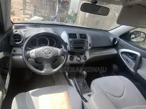 Toyota RAV4 2008 Silver