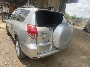 Toyota RAV4 2008 Silver