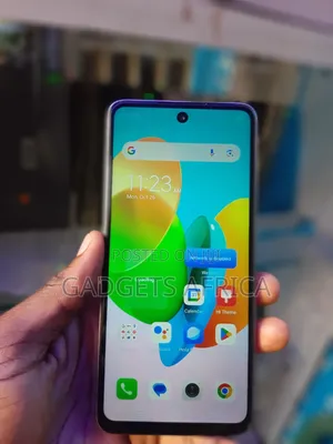 Tecno Spark 20C 256 GB Yellow